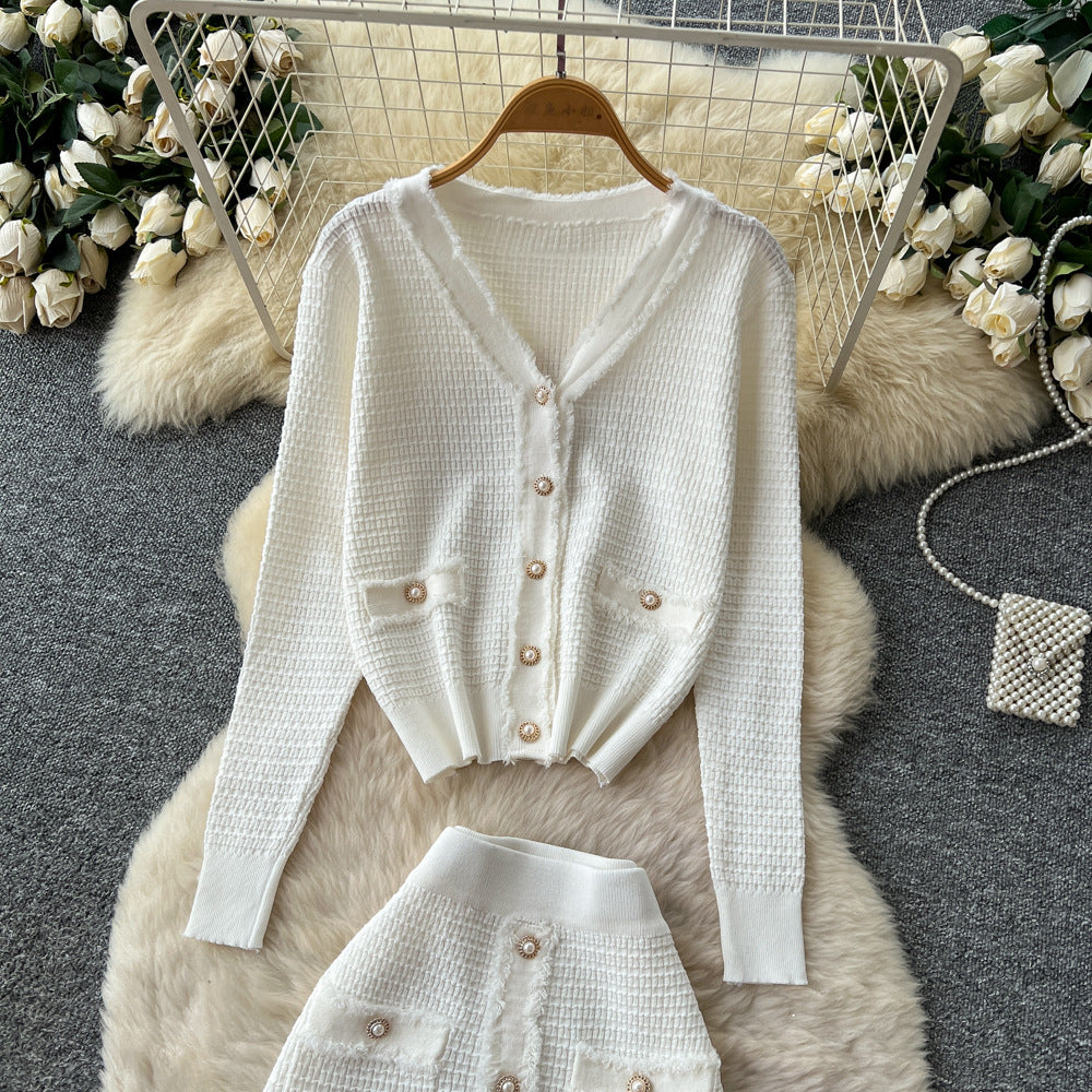 Xiaoxiangfengclassyfashionv neck metal button knittingcardigantops women's high waistslimming look skirt two-piece set