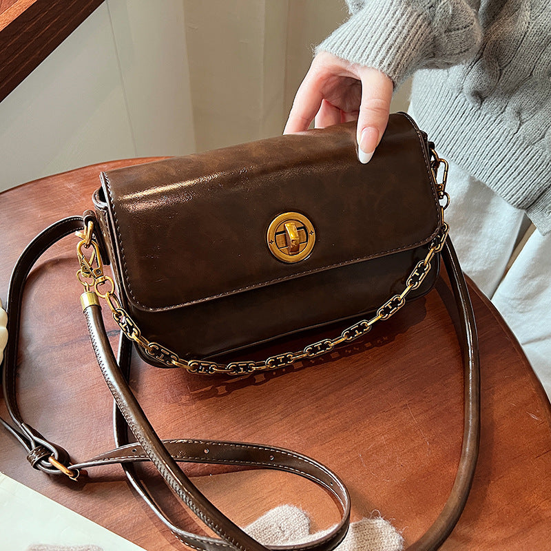 Fashion trend generous small square bag women's 2025 new shoulder armpit bag commuter messenger bag