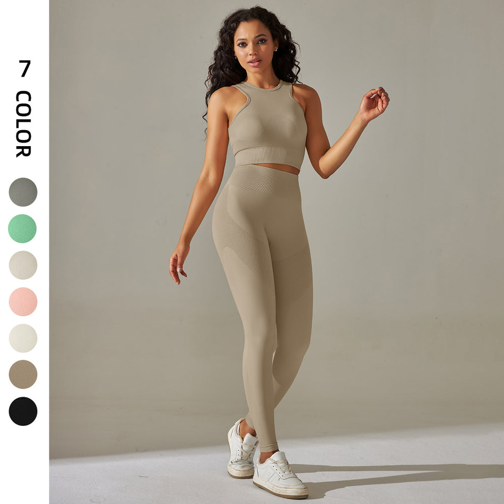 European and american seamless yoga outfit for women: shaping top, sports tank top, high-waisted tummy control leggings, fitness set
