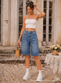 Relaxed fit, knee-length, raw hem denim bermuda shorts, high-waisted classic washed casual women's wear