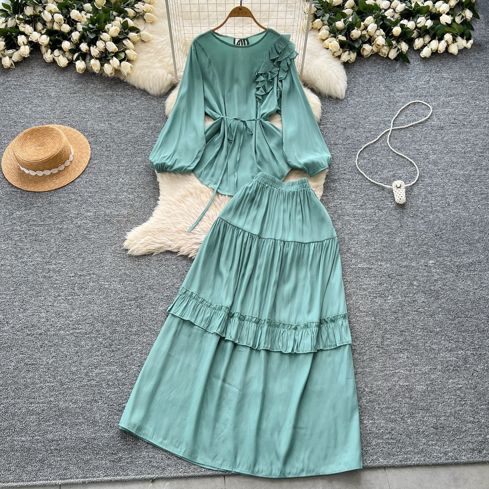 European and american retro style mature woman's minimalist chic set - spring puff sleeve top + elastic waist slimming midi skirt