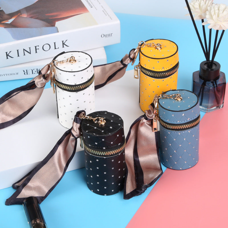 High luxury change bag, pendant, earphone bag, lipstick, mini keychain bag, retro bucket mouth red envelope, simple pendant bag.