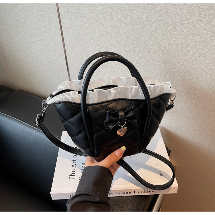 Cross-border diamond bow vegetable basket bag women's summer 2025 new niche messenger bag Korean version portable bucket bag