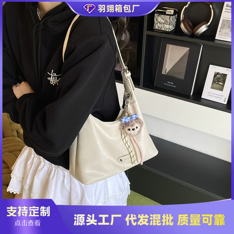 Foreign trade advanced sense underarm bag women 2025 new fashion versatile shoulder messenger bag niche design commuter bag