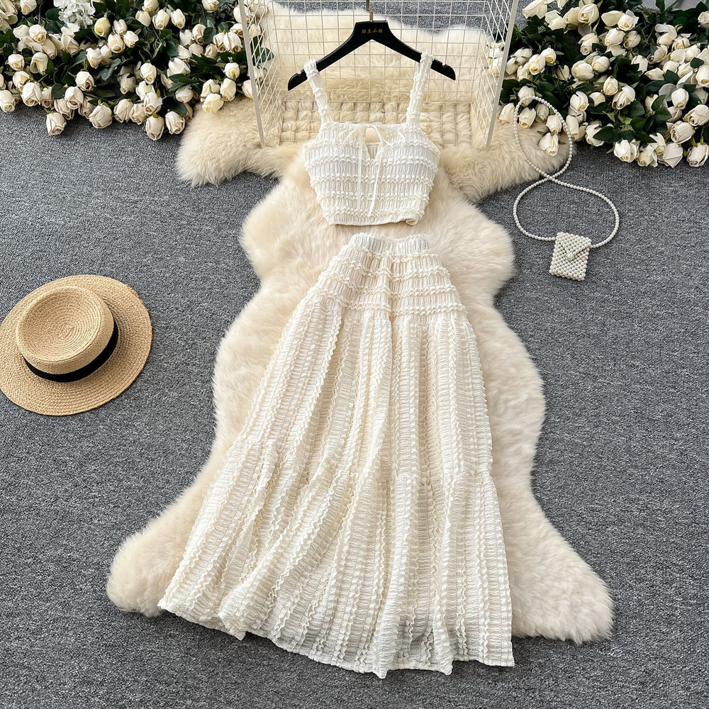 Sweet and gentle women's outfit: tie-neck square collar camisole crop top + high-waisted pleated midi skirt two-piece set