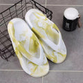 Men's fashion flip-flops: trendy, thick-soled, non-slip slippers for home and outdoor use - soft sole beach flip-flops for men and women