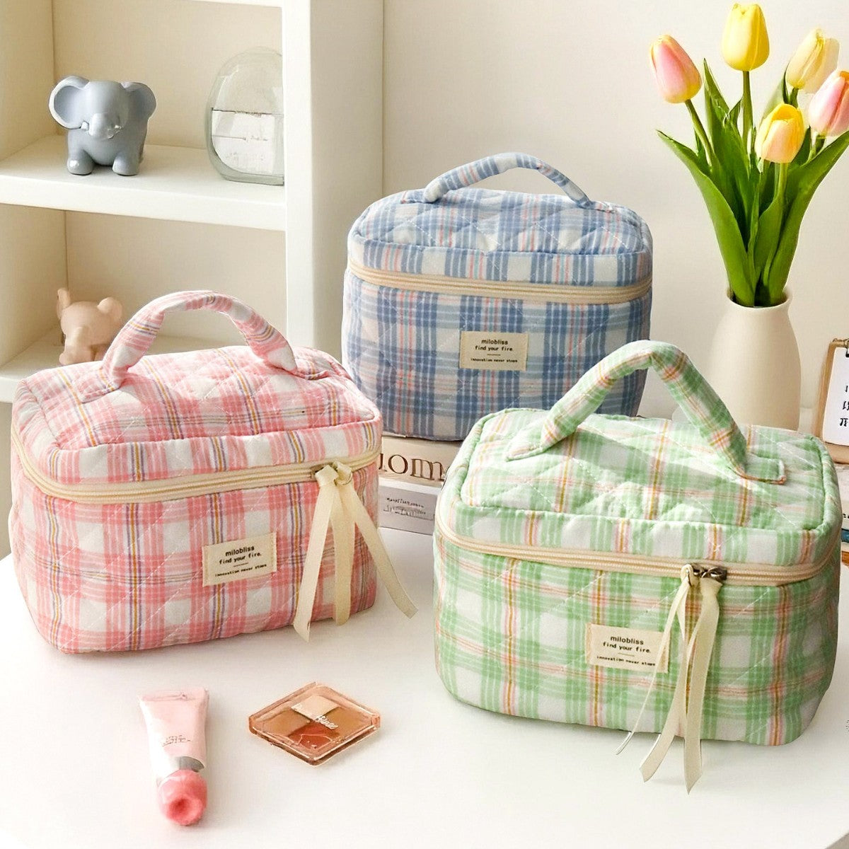 Xintian plaid quilted cute cosmetic bag  explosion large-capacity toilet bag women's cosmetics storage bag