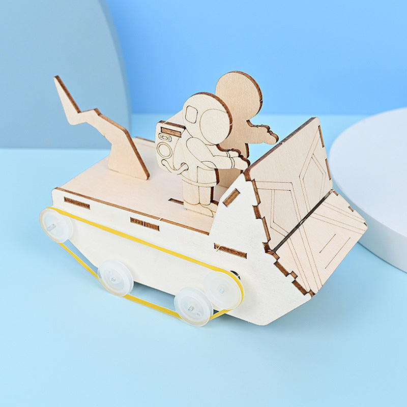 Space vehicle children's aerospace model invented hand-assembled DIY material package technology small production, scientific experiment Meow