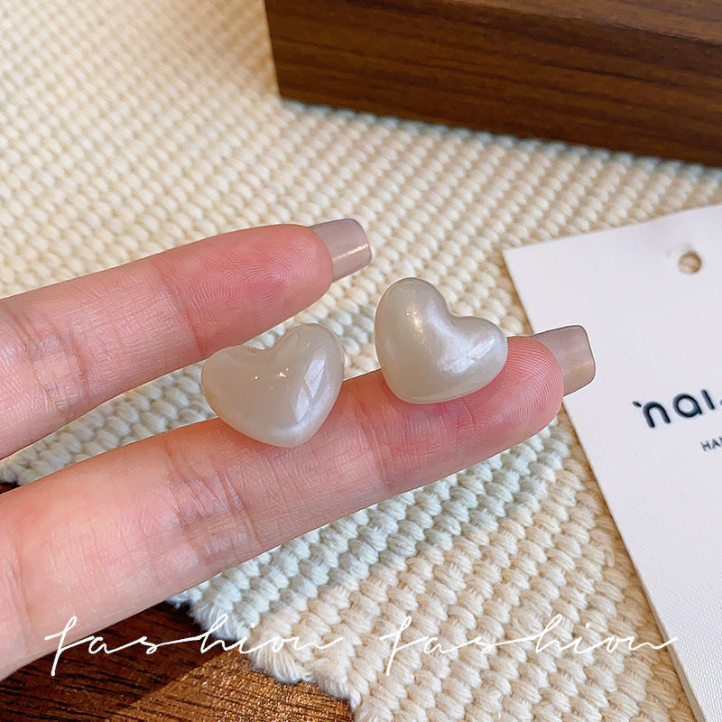 Japanese and korean fresh sweet jelly color stereo heart earrings women's fashion design elegantstylish cat's eye earrings