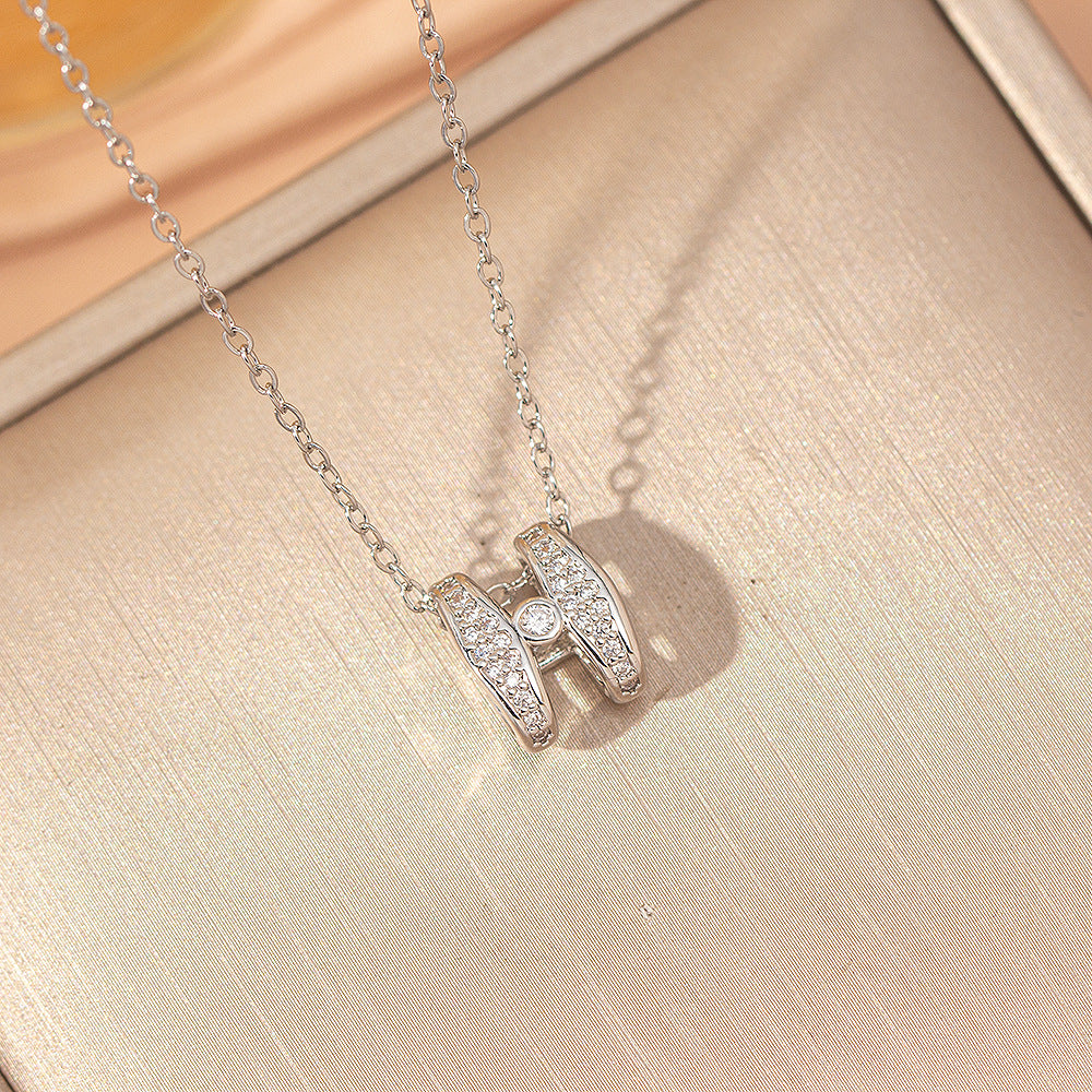 [titanium steel] japanese and korean cross-border popular fashion letter h necklace for women, high-end, accessible luxury, niche clavicle chain jewelry
