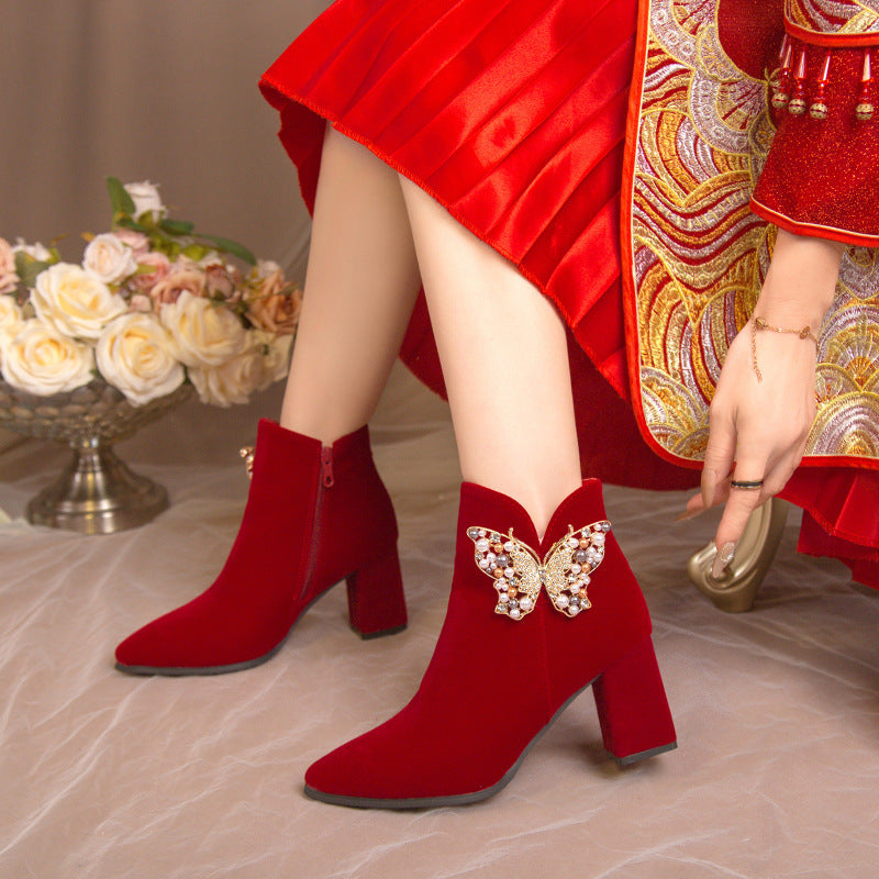 2024fall and winteroutwearfashionboots women's pointed toe thin heel xiuhu red bridal shoes pearl suede short boots