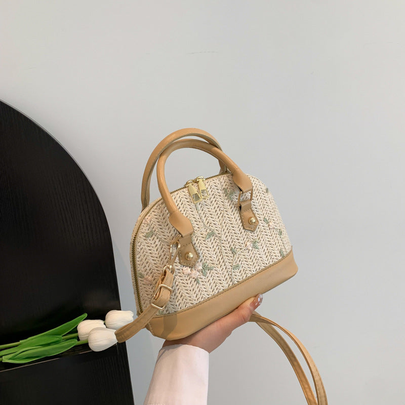 Straw shell bag women's retro high-end handbag 2025 new fashion lace embroidered shoulder messenger bag