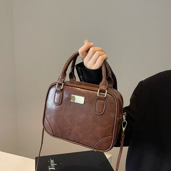 Premium texture small bag women's 2025 autumn and winter new portable pillow bag Boston design commuter messenger bag
