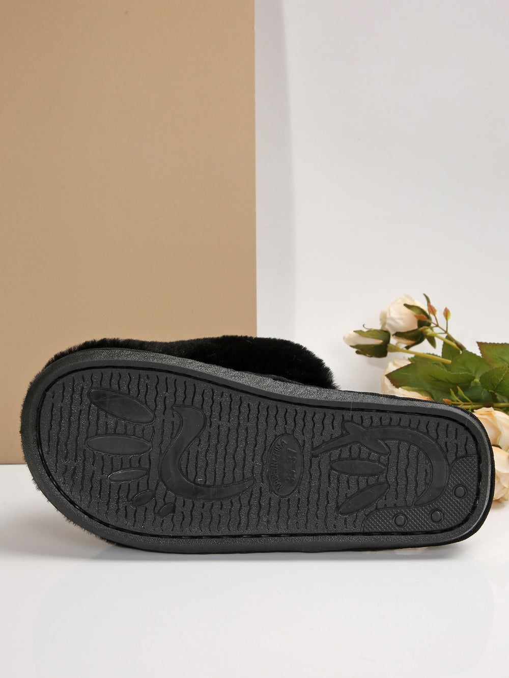 2025 winter new arrival: rhinestone heart slippers - closed toe, extra thick, warm, comfortable plush cotton slippers - dropshipping available