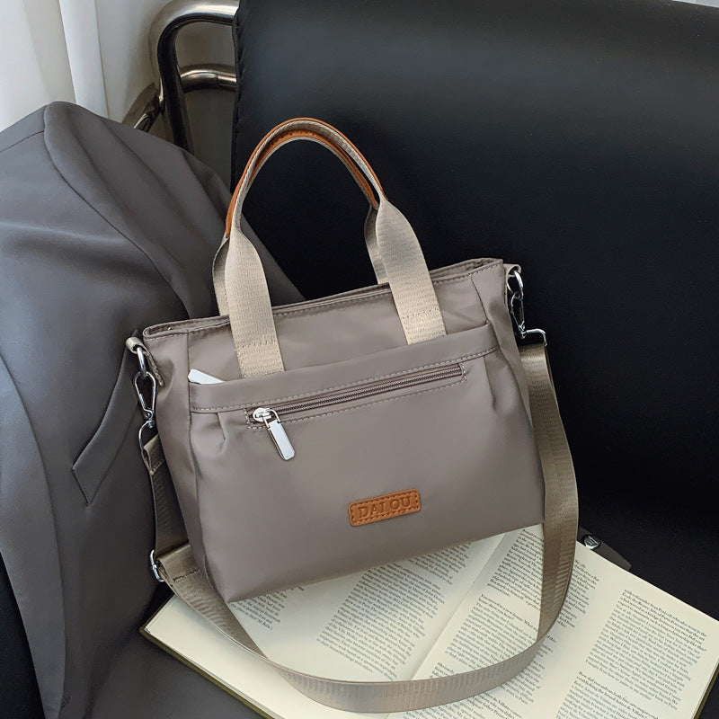 Cross-border women's bags 2025 summer new lightweight large-capacity tote bags women's casual simple shoulder messenger bags