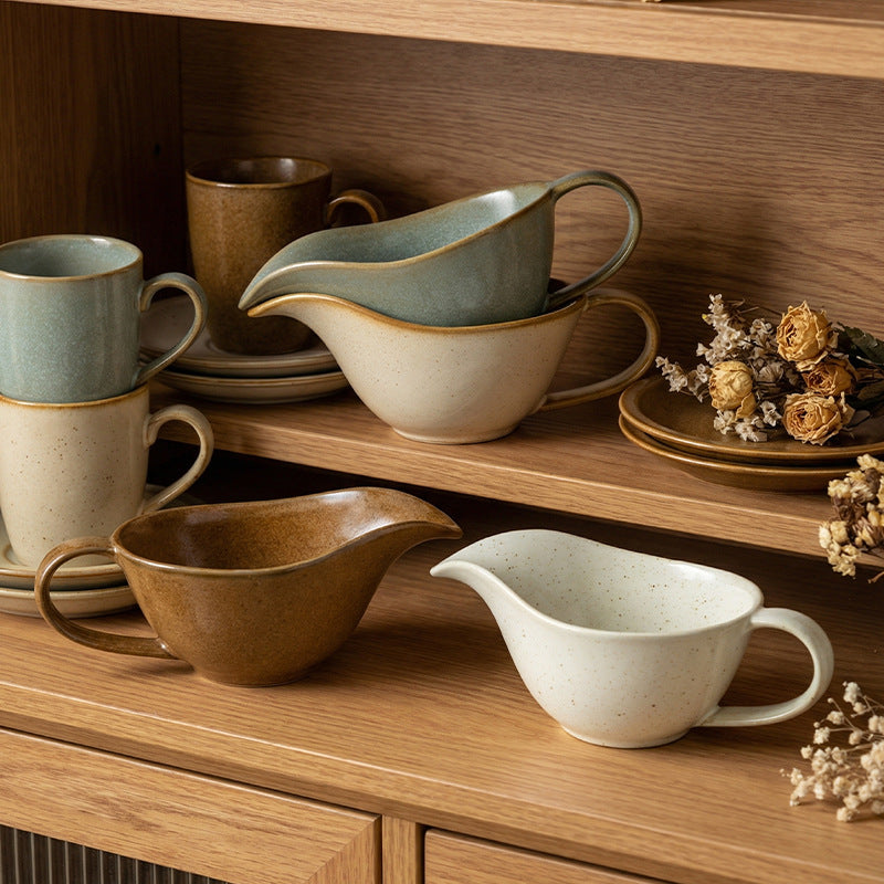 Retro ceramic sauce boat western food steak juice bucket cup teppanyaki black pepper tomato juice ceramic handle cup seasoning