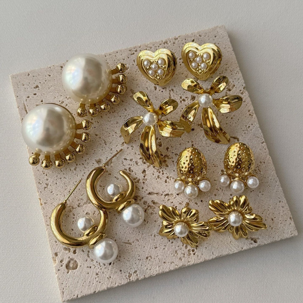 Wholesale pearl stud earrings for women - european and american fashion, statement earrings with a high-end feel, geometric irregular flower and heart earrings for women