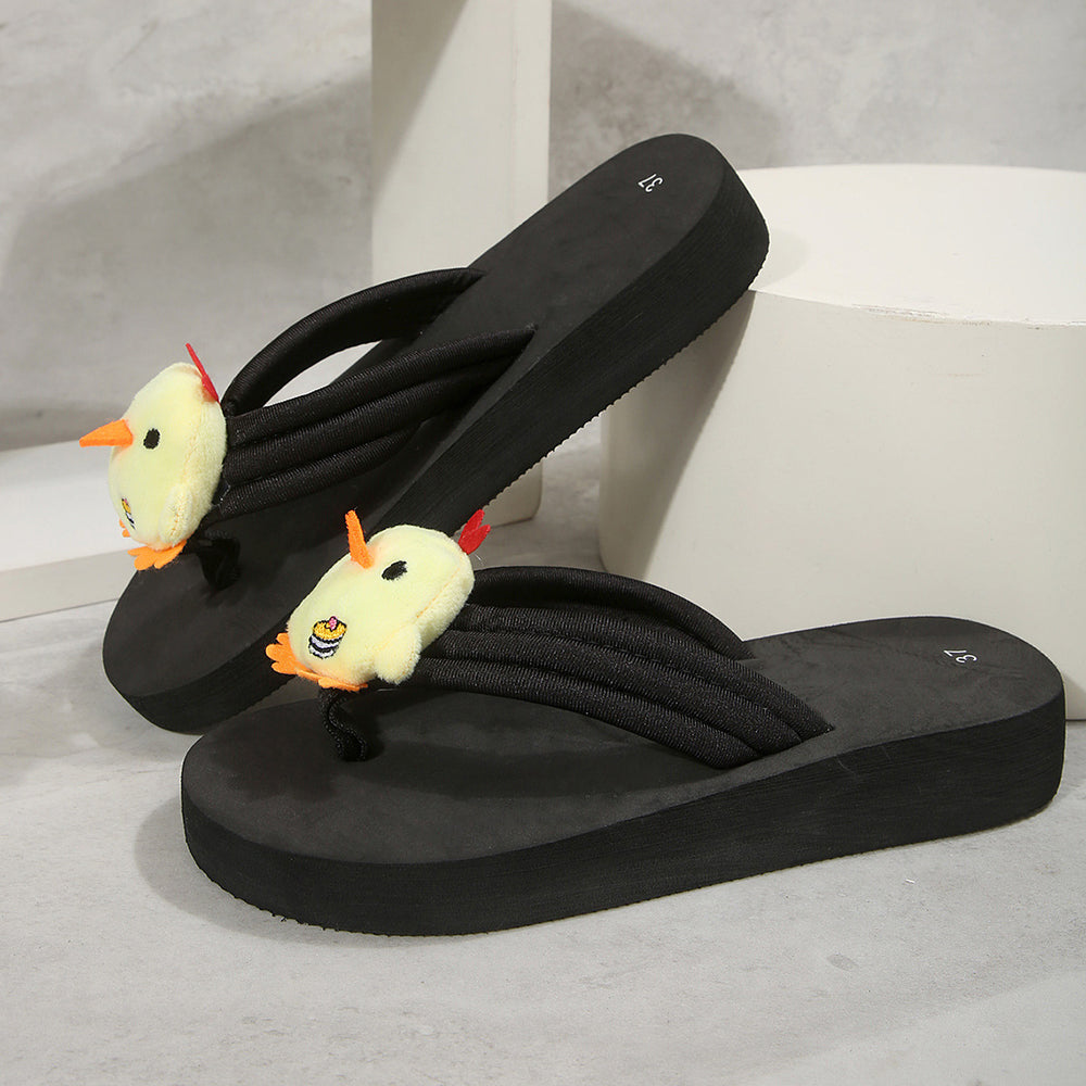 Eva thick-soled flip-flops: cloud-like comfort for outdoor beach vacations, featuring cartoon character designs for matching family sets and cozy lounging at home