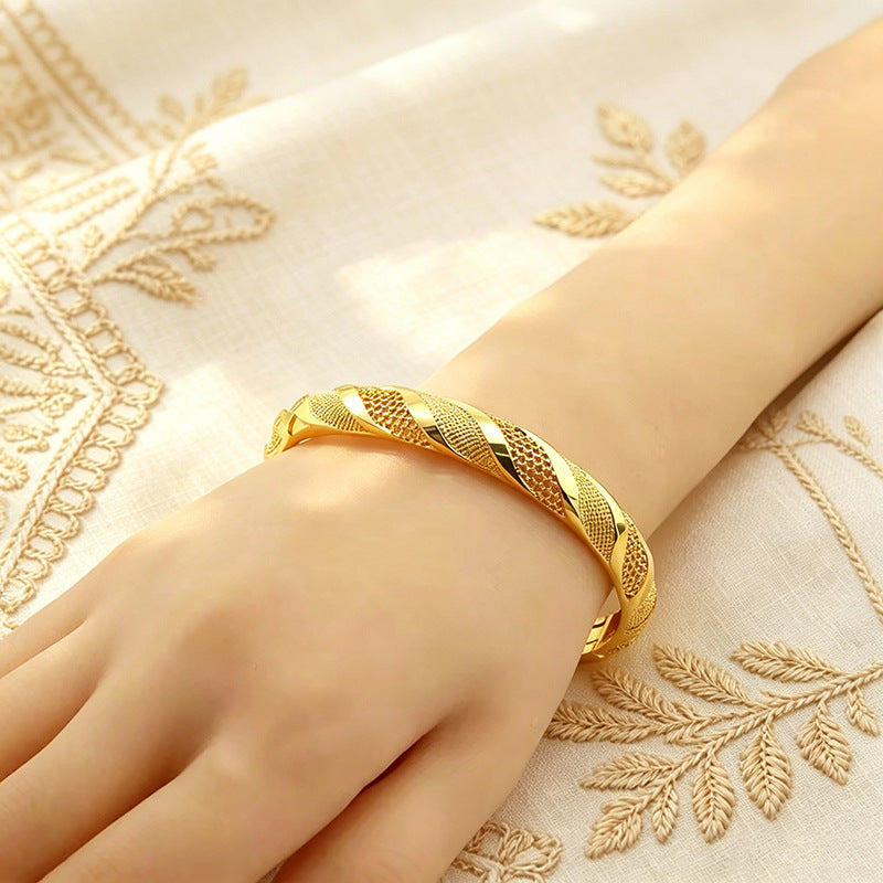 Middle eastern dubai women's closed-end bangle, vietnamese gold sand bracelet, african nigerian petal design