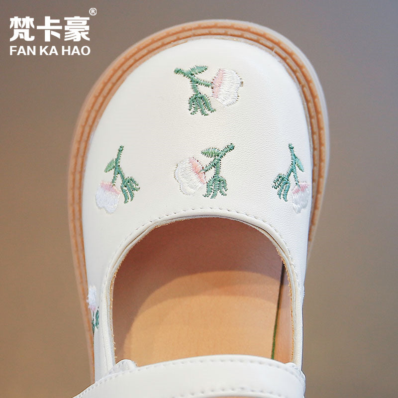 Custom girls' leather shoes - new spring/autumn  collection: little girl's floral flats, soft sole, chinese style princess shoes for toddlers and young children