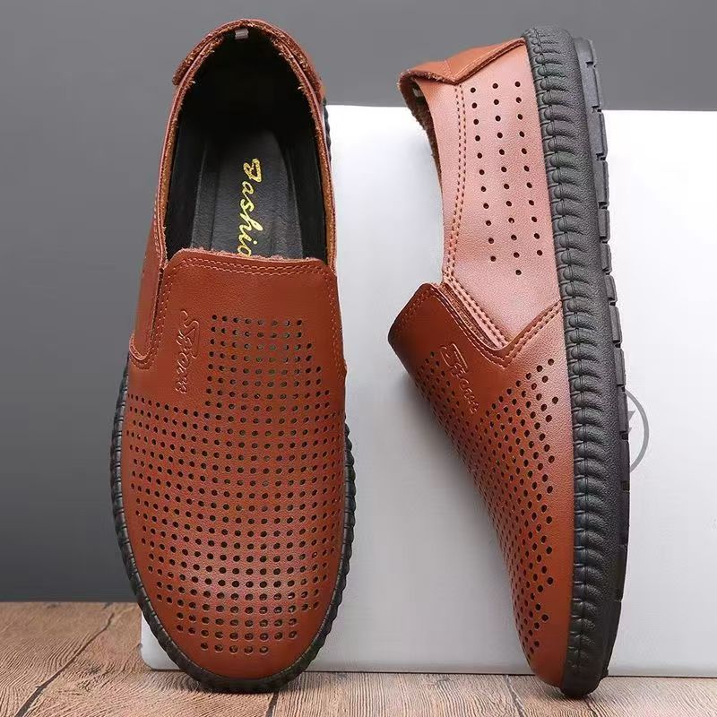 Special big salenew arrivalmen leather sandals summer breathable leather shoes middle-aged and elderly soft bottom dad hole shoes cut out
