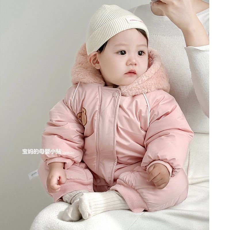 Baby winter romper fleece-lined hooded warm bodysuit for boys and girls - super cute thickened outdoor crawling suit