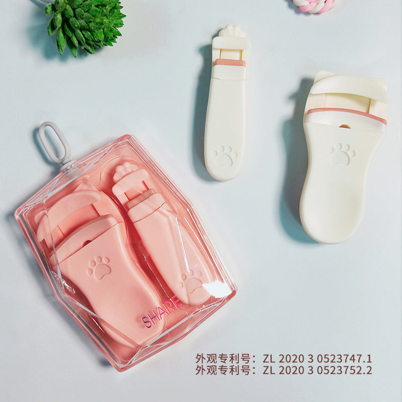 Snow belle's popular eyelash curler, cat claw shape eyelash curler, does not hurt eyelashes and can be curled with one clip