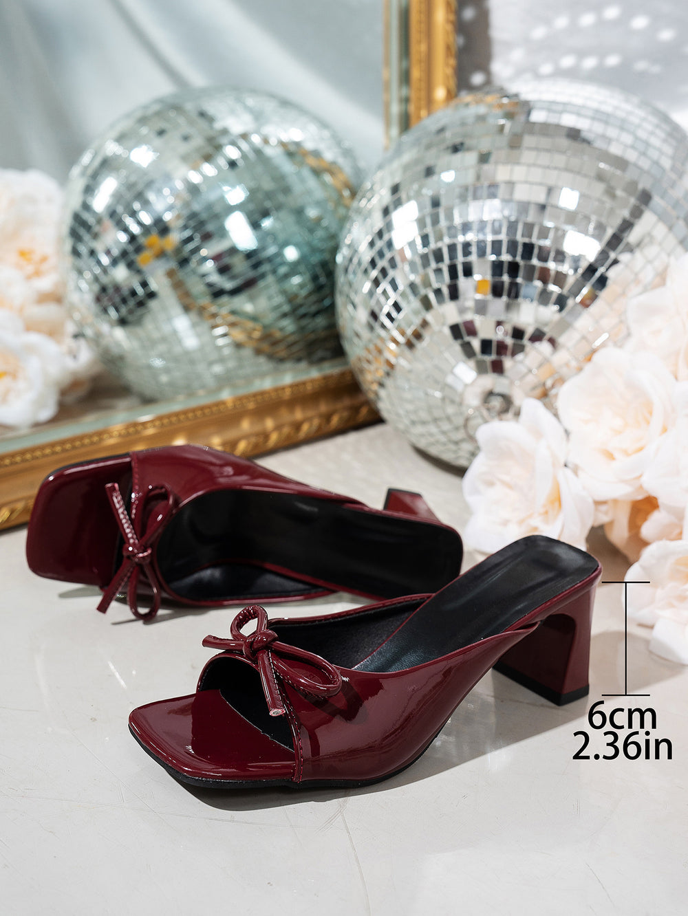 French high-heeled slippers for women, new summer 2025 collection, square toe chunky heel thong sandals with elegant bow detail