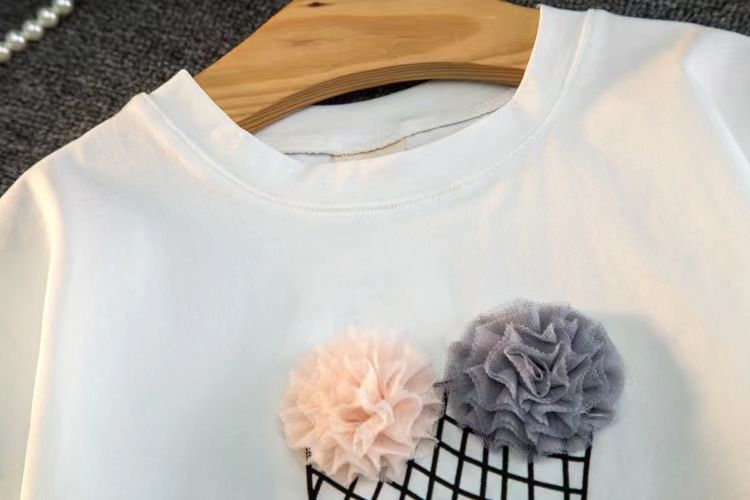 Girls' summer outfit: new trendy & stylish summer set for kids - lightweight short-sleeve top and pants two-piece set