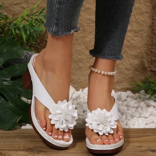 Southeast asia  spring/summer new arrival: plus-size women's shoes for export,  cross-border, floral thong sandals - wholesale