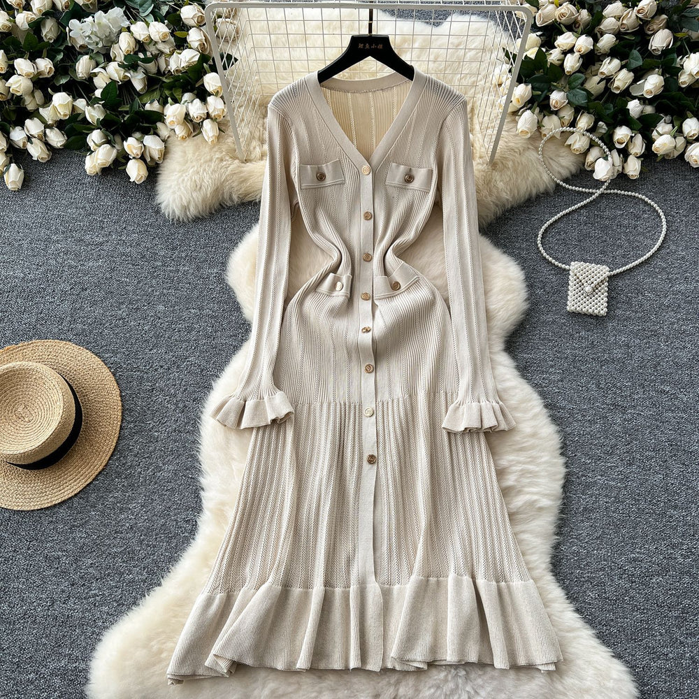 Xiaoxiangfeng dress women's fall and wintereasiest for matchclassy sense v neck metal buckle silmslimming lookrufflesknitting skirt