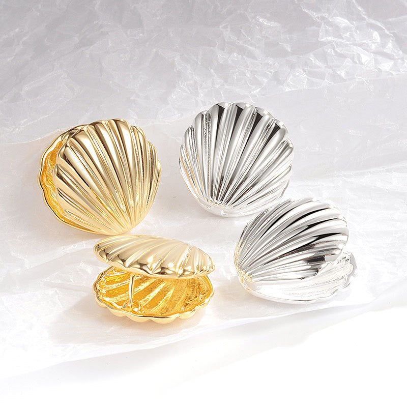 Hot-selling new ocean shell texture earrings for women, niche design, high-end, minimalist, and trendy stud earrings