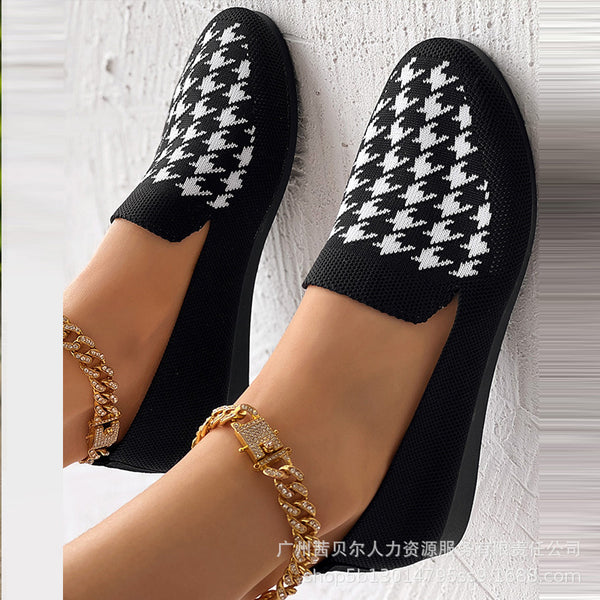 LZT7164  large size women's single shoes spring and summer new European and American style round head flat bottom thousand bird grid casual sister shoes