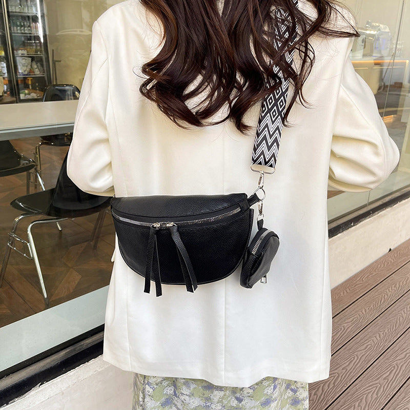 Foreign trade niche design women's breast bag 2024 new PU texture shoulder messenger bag solid color simple fashion fanny pack