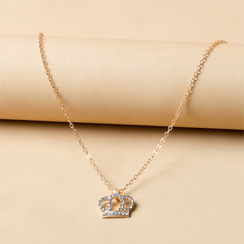 Wholesale crown necklace - european and american fashion diamond-encrusted choker - unique alloy gold-plated light luxury high-end sweater necklace for women