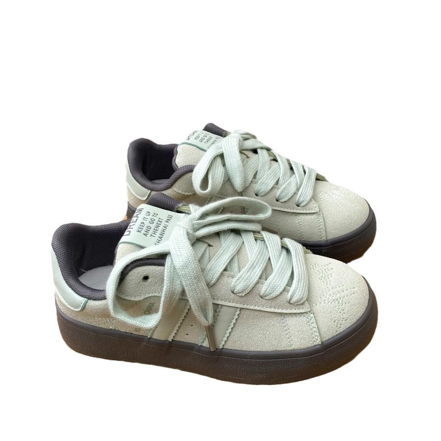 Women's shoes: trendy & versatile bread shoes - new autumn 2026 chunky sole casual sneakers, retro white sneakers