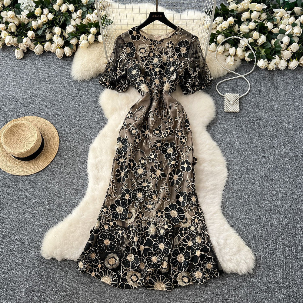 French high-end elegant heavy embroidery floral round neck lantern sleeve cinched waist slimming mermaid tail evening gown dress