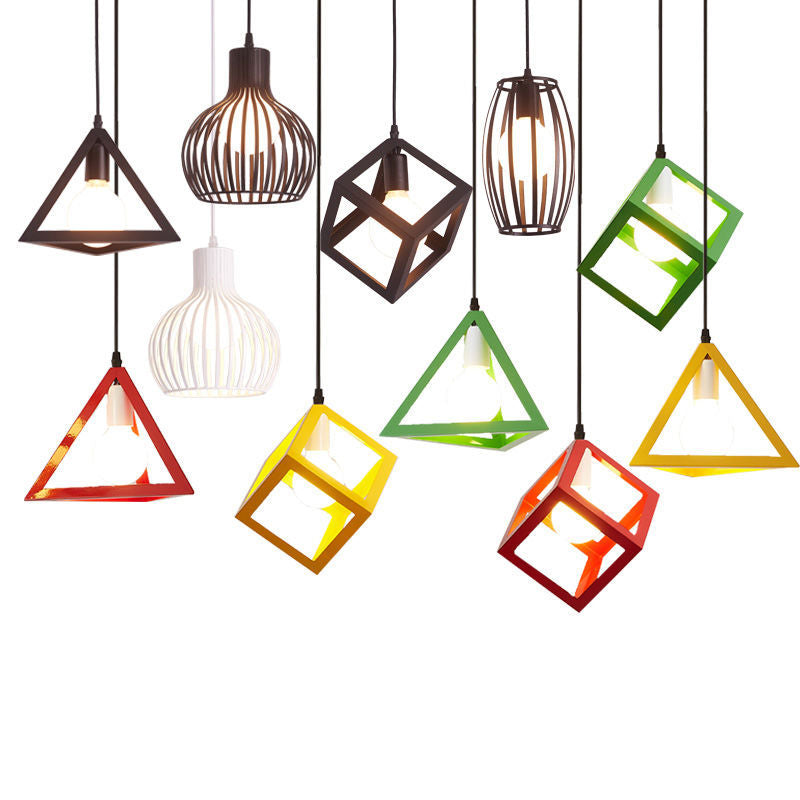 Nordic retro iron restaurant pendant light - three-light industrial style creative artistic small chandelier for hallway and dining room lighting