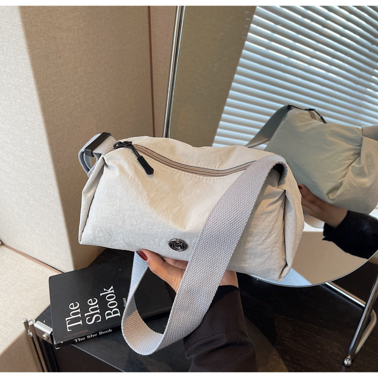 Cross-border new 2025 simple large-capacity messenger bag casual shopping fashion casual women's shoulder pillow bag
