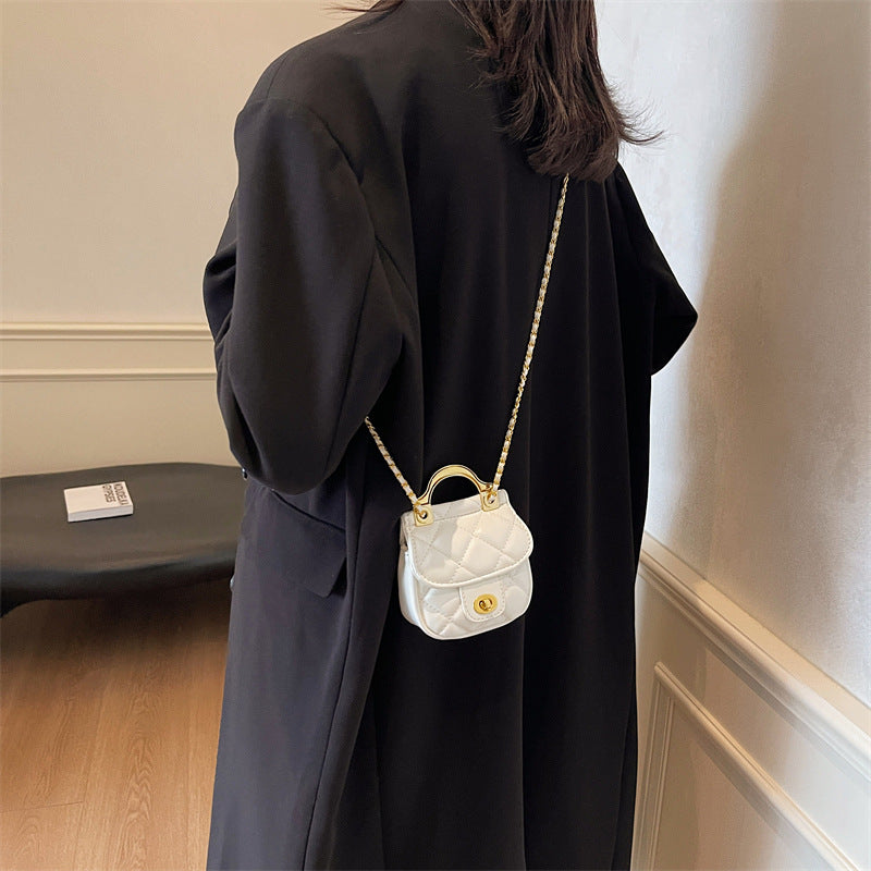 2025 new Korean version rhombus embroidery thread small square bag hanger handbag chain single shoulder crossbody small satchel