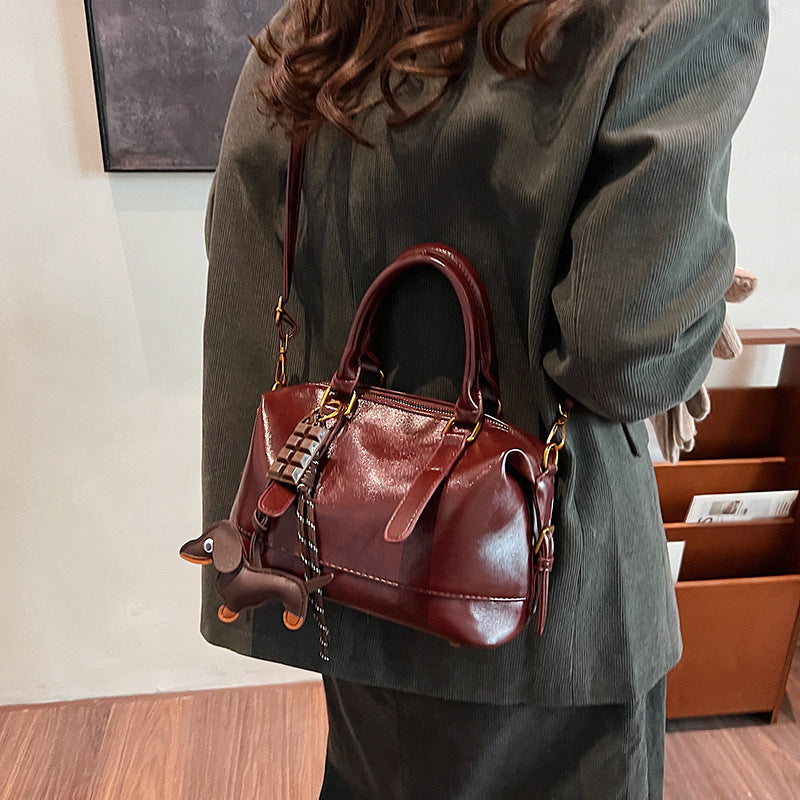 Foreign trade retro small bag women's 2025 new autumn and winter fashion hand pillow bag foreign high-end shoulder messenger bag