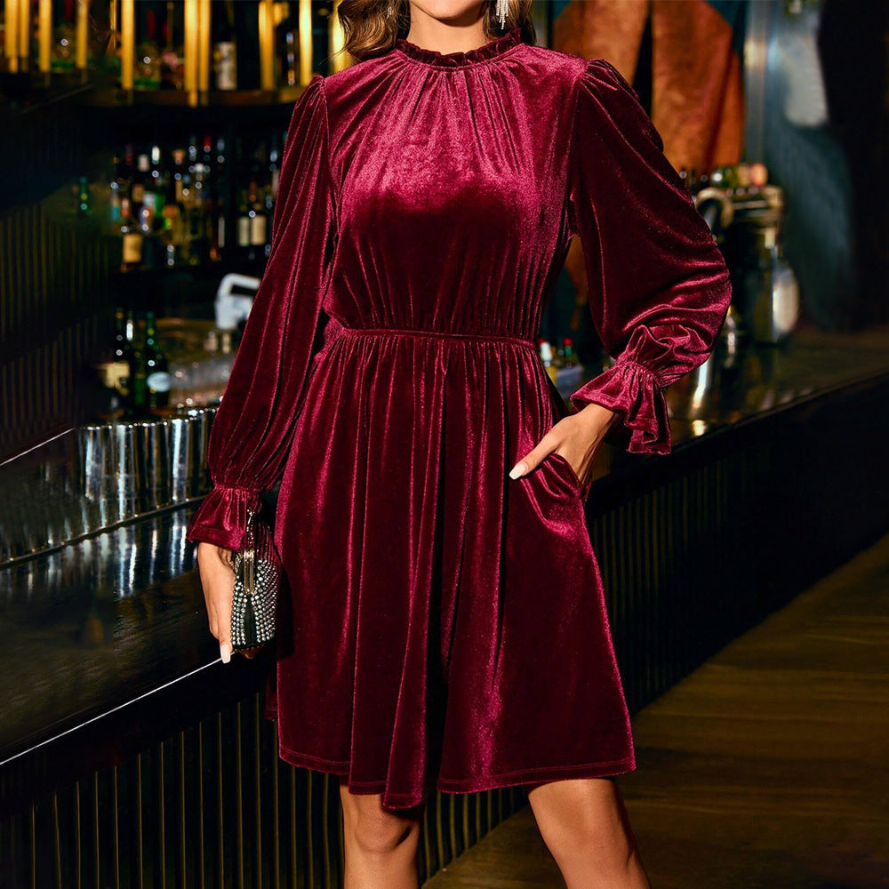 ins new 2024 European and American  velvet party elegant and generous semi-turtleneck waist and thin A skirt