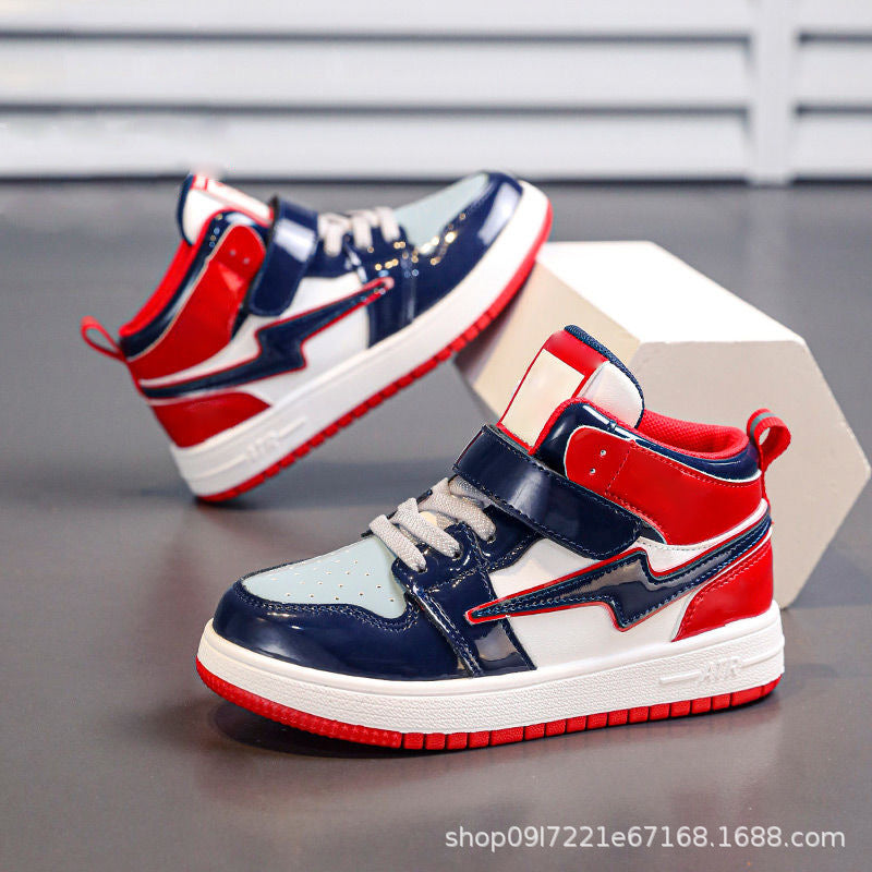 Boys' shoes spring and autumn 2025 new children's sports shoes breathable leather surface girls fashion board shoes trendy and lightweight