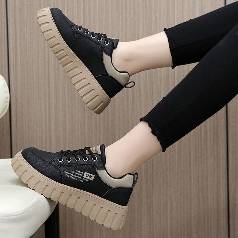 Spring soft sole sneakers women 2025 new versatile ins trendy skate shoes thick sole height increasing fashion casual trendy shoes