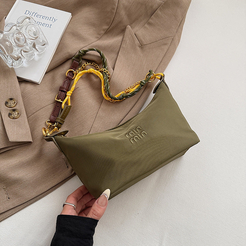 Internet celebrity trend shoulder bag 2025 summer new contrasting color canvas small lunch box bag commuter fashion trend handbag