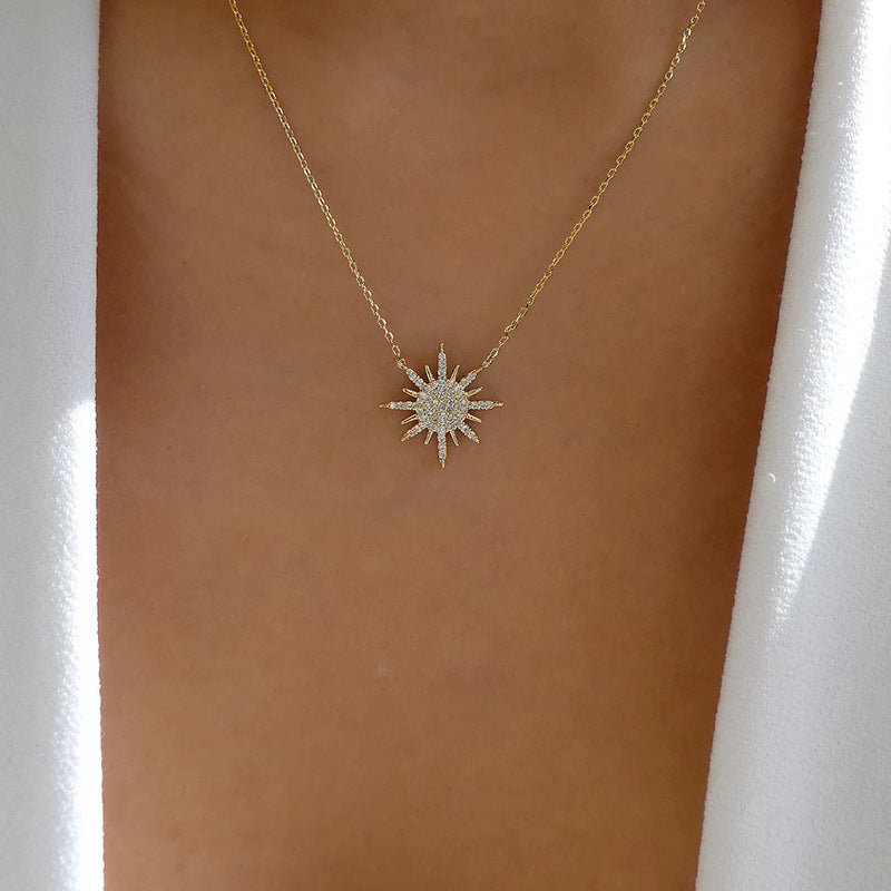 Wholesale sun god necklace - cross-border gold radiance diamond pendant sun short choker sweater chain - direct from manufacturer