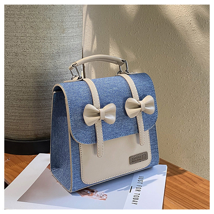 Cross-border backpack women's fashion niche design sense leisure student class schoolbag high value lightweight travel backpack