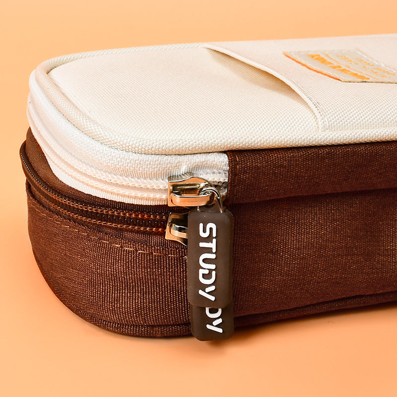 Canvas pencil bag, large-capacity contrasting color multi-functional primary school student stationery box,  creative pencil bag, one piece is sent on behalf of others.