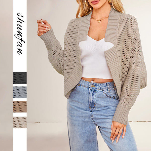 New  European and American women's clothing is on sale,  Independent Station autumn and winter fashion bat sleeve knitted cardigan sweater