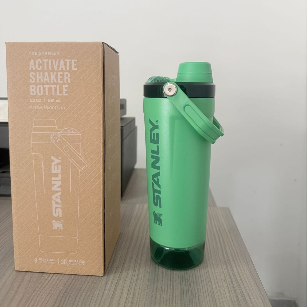 popular handle stainless steel thermos cup stanley sports fashion shaker cup large capacity car water cup